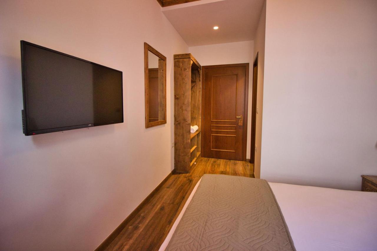 4Rooms Hotel Gjirokastra Zewnętrze zdjęcie