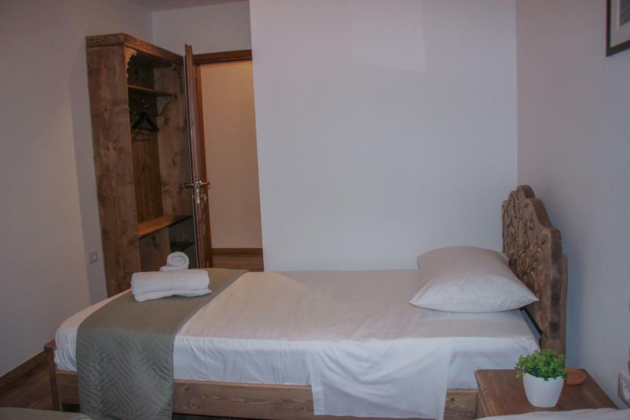 4Rooms Hotel Gjirokastra Zewnętrze zdjęcie