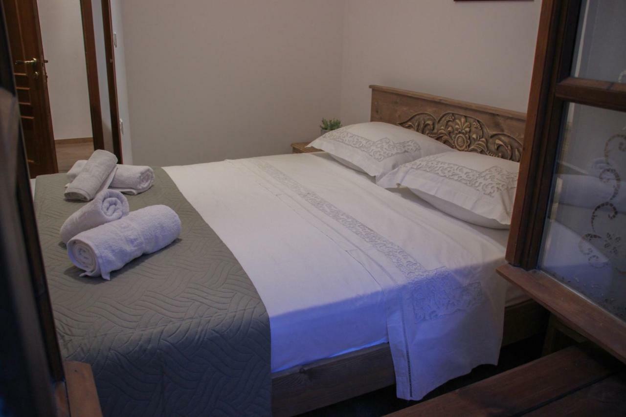 4Rooms Hotel Gjirokastra Zewnętrze zdjęcie